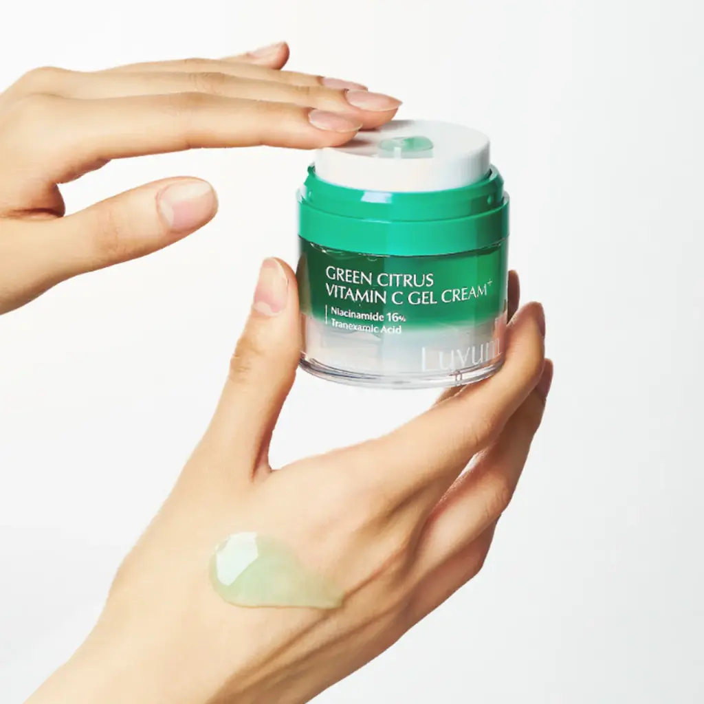 LuvumGreenCitrusVitaminCGelCreamPlus50ml_SerumPlus30ml-7.webp