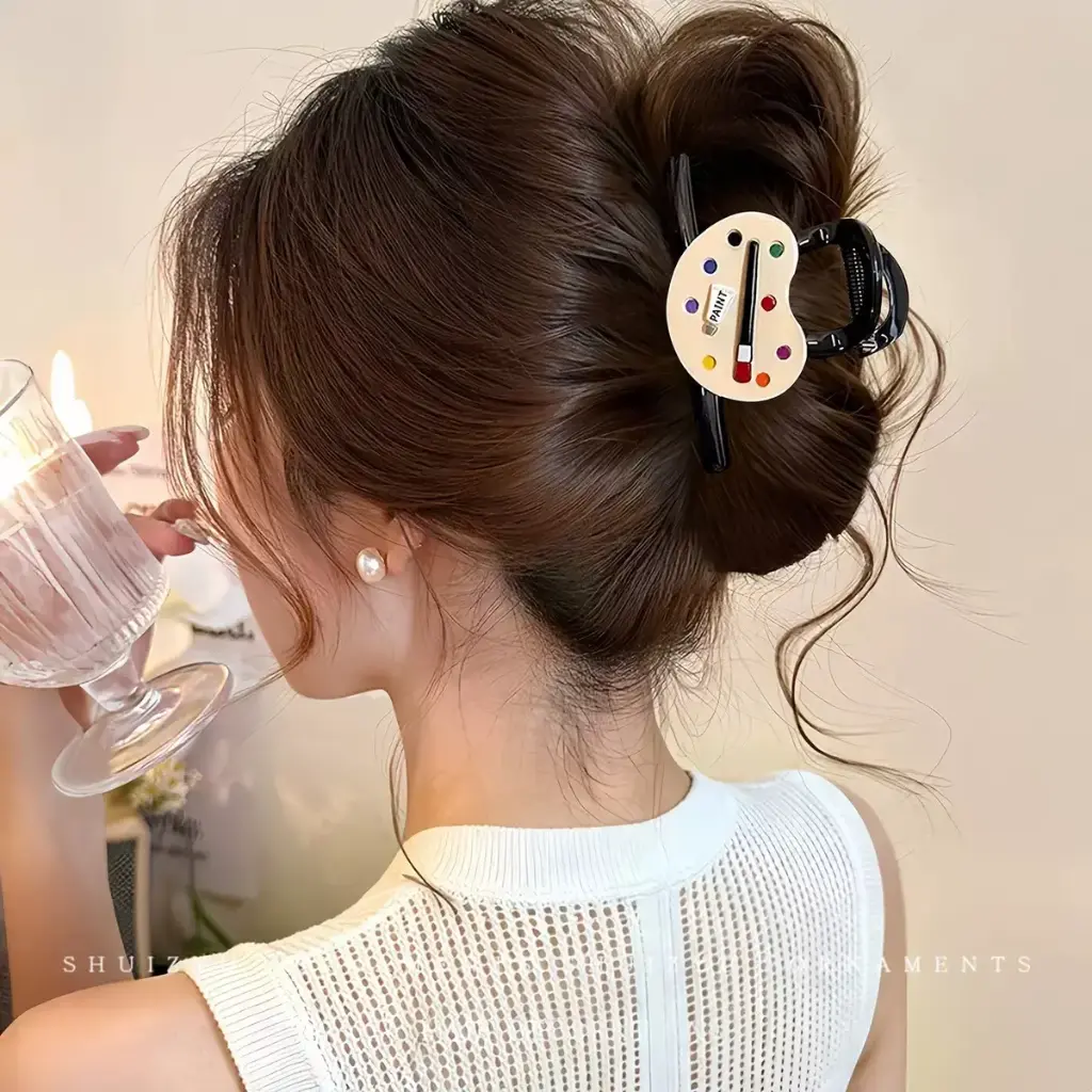 Hair Clip (Random)